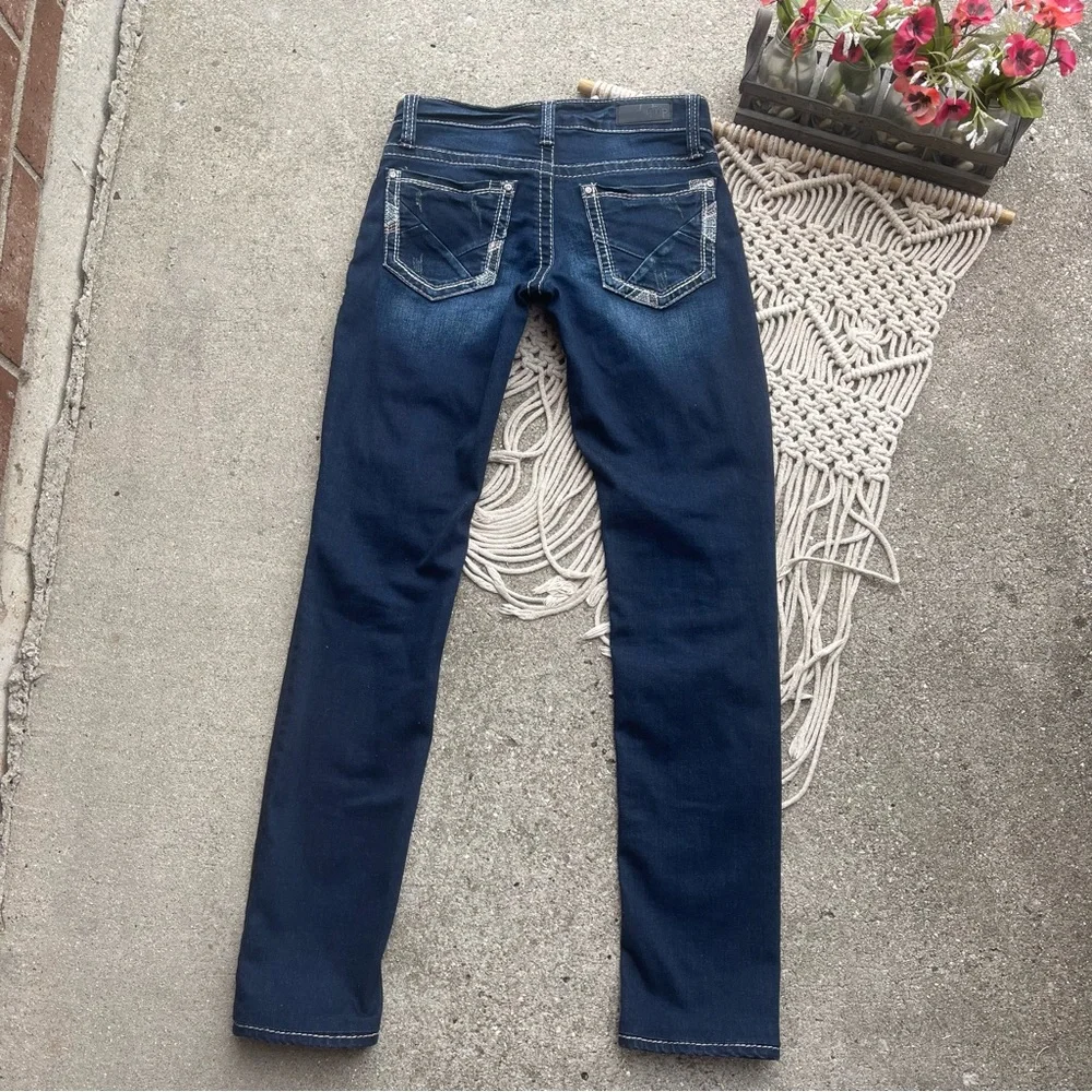 Daytrip Skinny Jeans Size 25 - Picture 5 of 8
